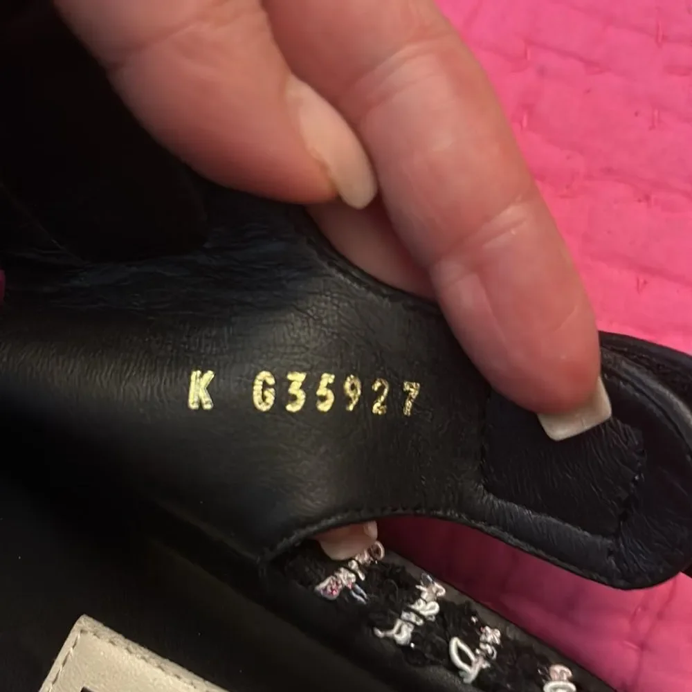 CHANEL CC tweed dad sandals, US 9 - Picture 13 of 15